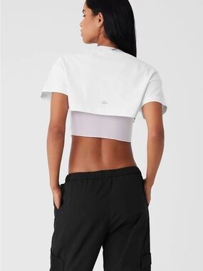 ALO Made you look Yoga White Cropped Layered Cape Sleeve Top